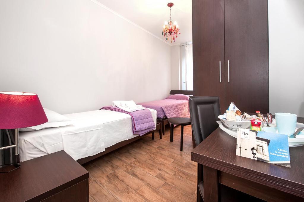 Terme Di Traiano Bed & Breakfast - Rome — Foto 1